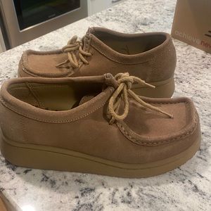 Womens Shoes